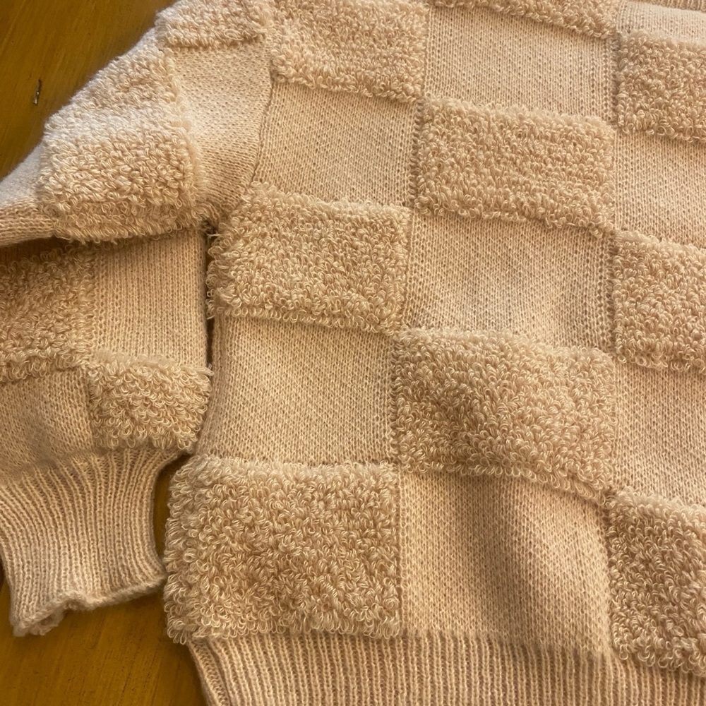 Women’s Cream Tan Checkered Textured Thick Sweater Pattern Winter New M-L - Picture 12 of 12